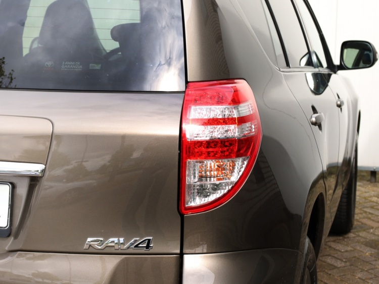 Toyota RAV4 2.0 VVTi Executive Business | Leder/Alcantara | Stoelverwarming