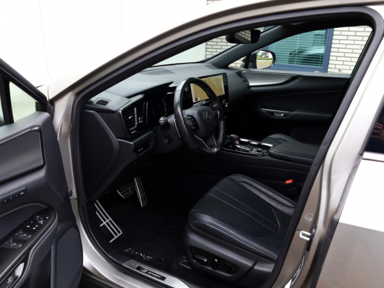 Lexus NX 450h+ AWD F Sport Line | 360 Camera | Stoelventilatie | Trekhaak