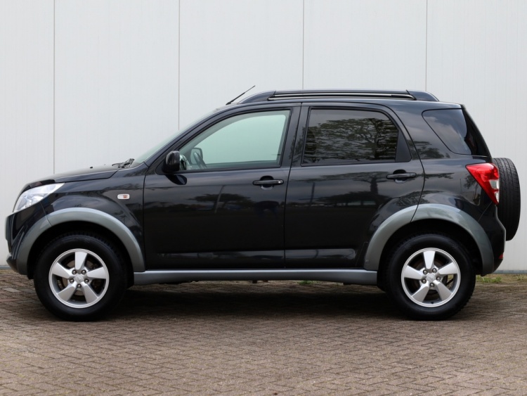 Daihatsu Terios 1.5-16v Exclusive 4WD | Airco | Leder