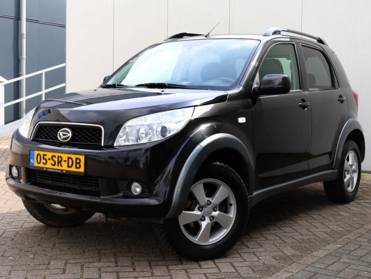 Daihatsu Terios 1.5-16v Exclusive 4WD | Airco | Leder