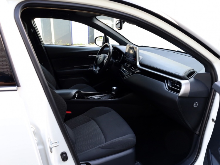 Toyota C-HR 1.8 Hybrid Bi-Tone | Stoelverwarming | Camera | Keyless