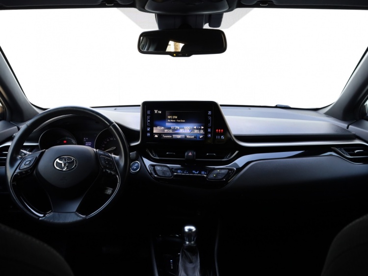 Toyota C-HR 1.8 Hybrid Bi-Tone | Stoelverwarming | Camera | Keyless