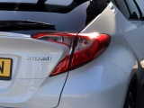Toyota C-HR 1.8 Hybrid Bi-Tone | Stoelverwarming | Camera | Keyless