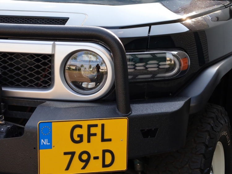 Toyota FJ Cruiser | Lier | LED Koplampen | Apple Carplay/Android Auto