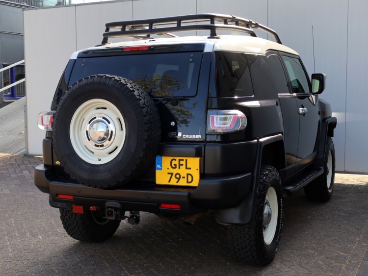 Toyota FJ Cruiser | Lier | LED Koplampen | Apple Carplay/Android Auto