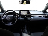 Toyota C-HR 1.8 Hybrid Style | Park-Assist | Stuurwielverwarming | Trekhaak