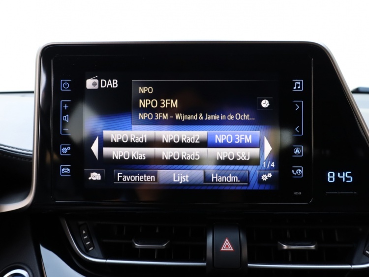 Toyota C-HR 1.8 Hybrid Style | Park-Assist | Stuurwielverwarming | Trekhaak