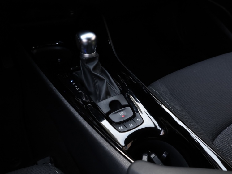 Toyota C-HR 1.8 Hybrid Style | Park-Assist | Stuurwielverwarming | Trekhaak