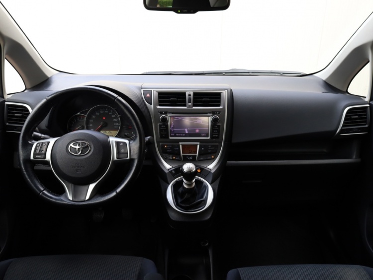 Toyota Verso-S 1.3 VVT-i Dynamic | NL-Auto | Clima | Camera