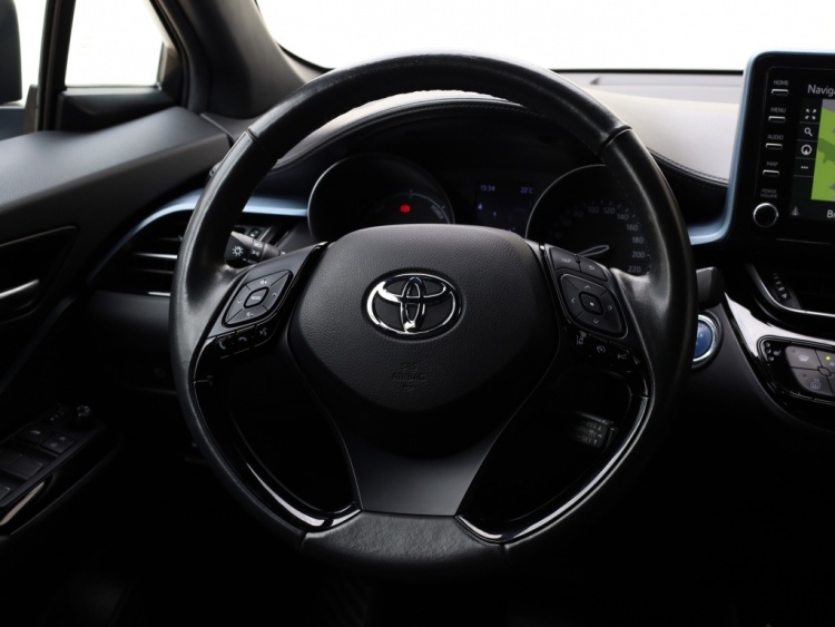 Toyota C-HR 2.0 Hybrid Bi-Tone | Full LED | Park-Assist | Trekhaak