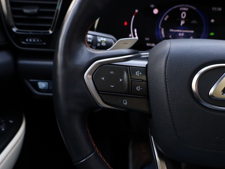 Lexus NX 350h AWD President Line | Mark Levinson | Panoramadak | Trekhaak