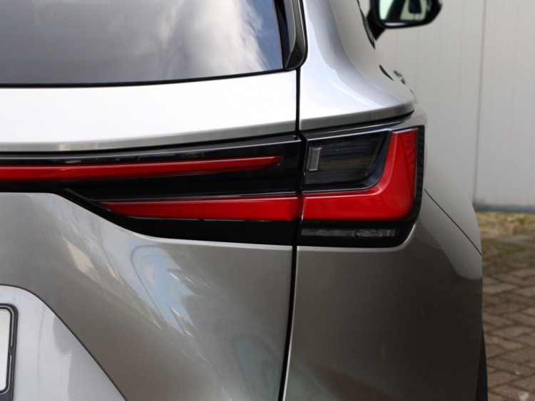 Lexus NX 350h AWD President Line | Mark Levinson | Panoramadak | Trekhaak
