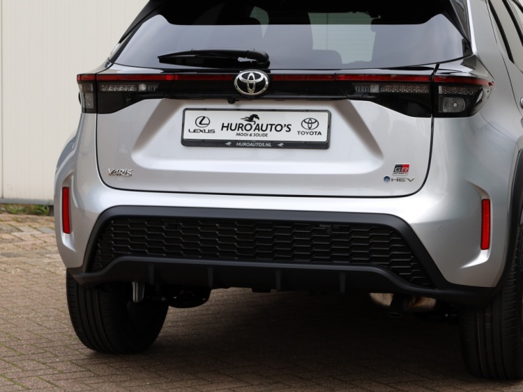 Toyota Yaris Cross 1.5 Hyb 130 GR Sport | Nieuw | Bi-Tone | El. Achterklep