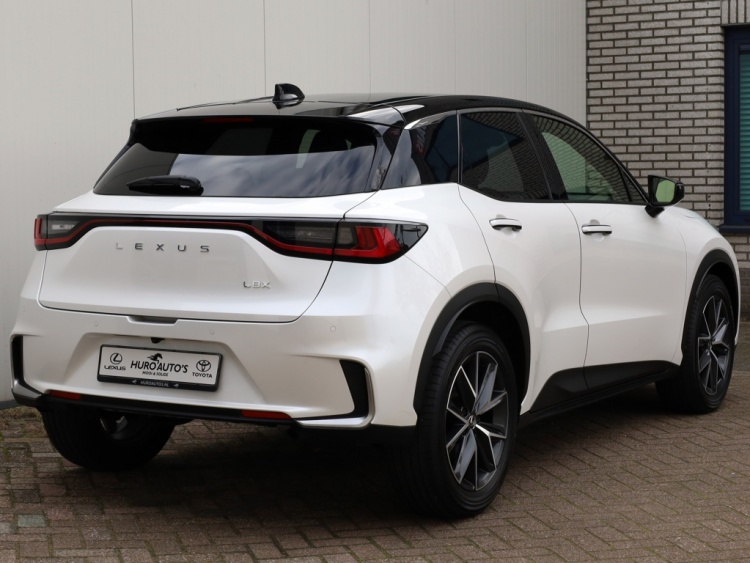 Lexus LBX Emotion 2WD | Tech Pack | Leder | El achterklep | Dodehoek