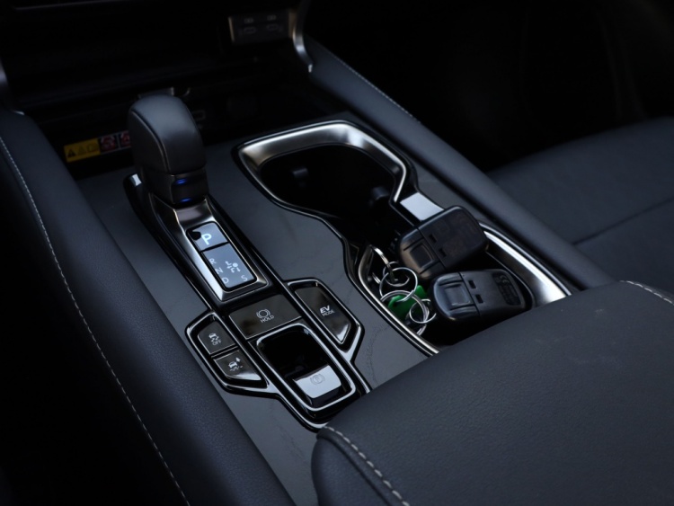 Lexus RX 350h President Line | Mark Levinson | Panoramadak | Park-Assist