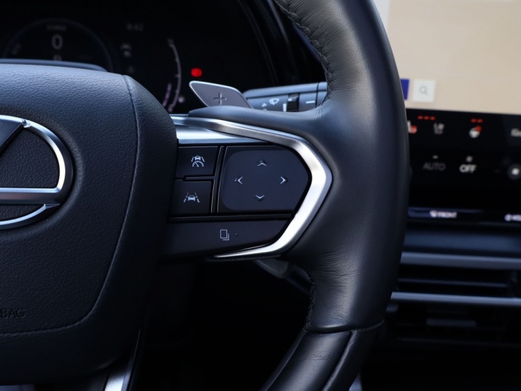 Lexus RX 350h President Line | Mark Levinson | Panoramadak | Park-Assist
