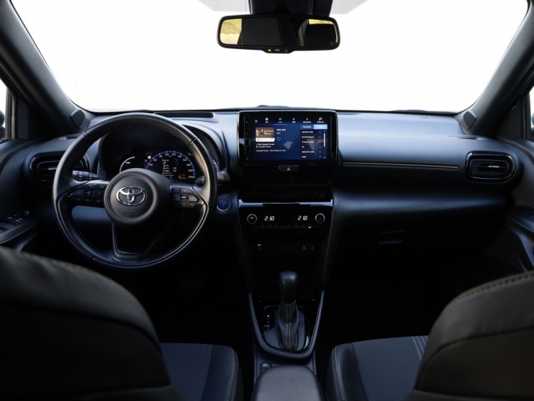 Toyota Yaris Cross 1.5 Hybrid Adventure | Head-Up | Half Leder | Dodehoek