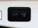 Toyota C-HR 2.0 Hybrid 200 Dynamic | Stuurverwarming | Trekhaak | El. Achter