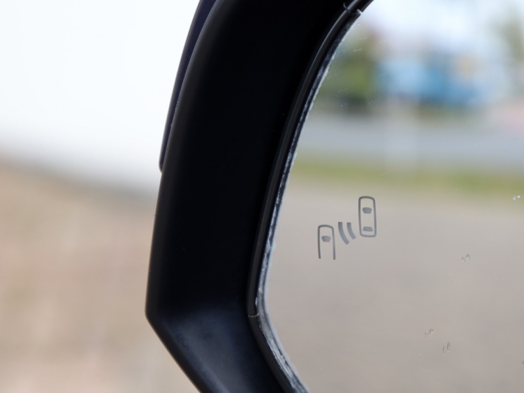 Toyota RAV4 2.5 Hybrid AWD Executive | JBL | 360 Camera | Leder