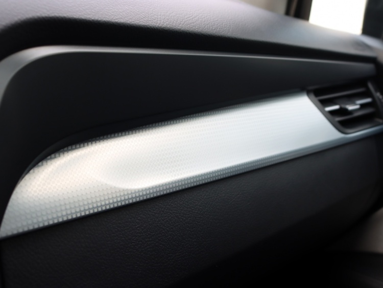Toyota Avensis Touring Sports 1.8 VVT-i Lease Pro | Panoramadak | Stoelverwarming | Camera