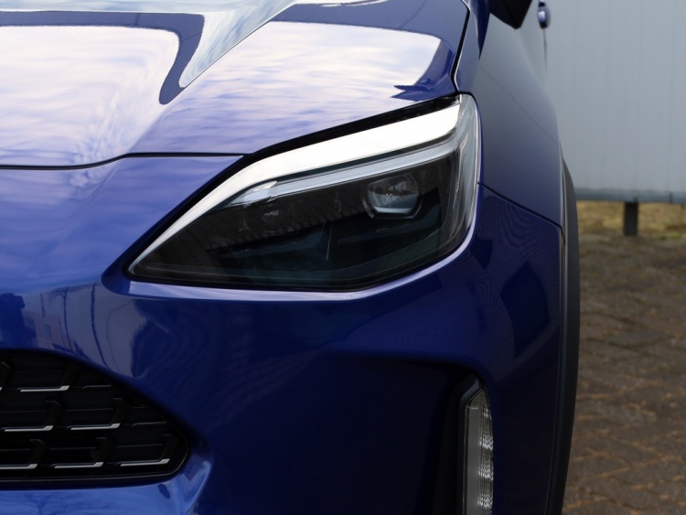 Toyota Yaris Cross 1.5 Hybrid Adventure | JBL | El Achterklep | Stoelverwarming