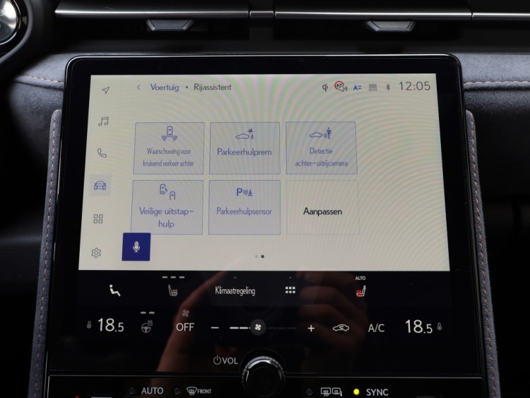 Lexus LBX Cool 2WD | Advanced Pack | Mark Levinson | 360 Camera