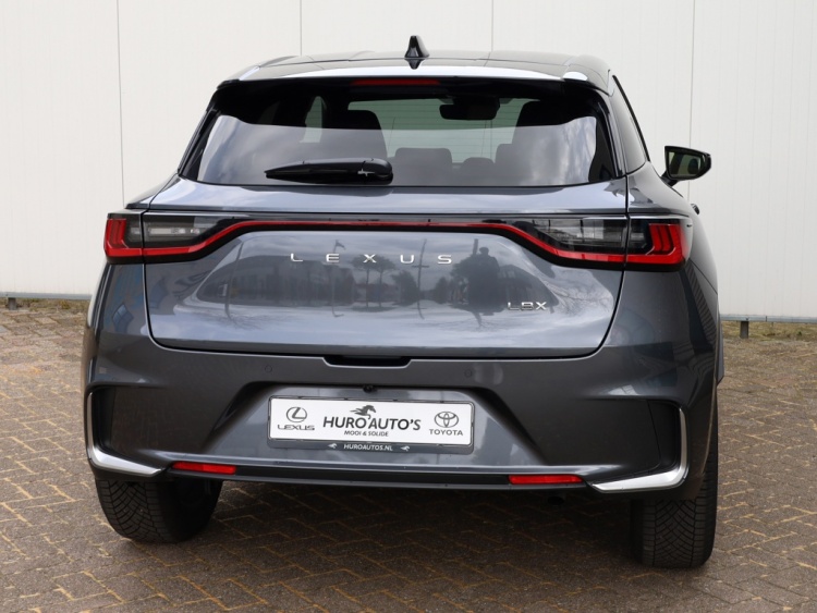 Lexus LBX Cool 2WD | Advanced Pack | Mark Levinson | 360 Camera