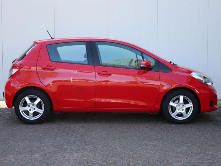 Toyota Yaris 1.0 VVT-i Aspiration | Airco | Camera | Trekhaak