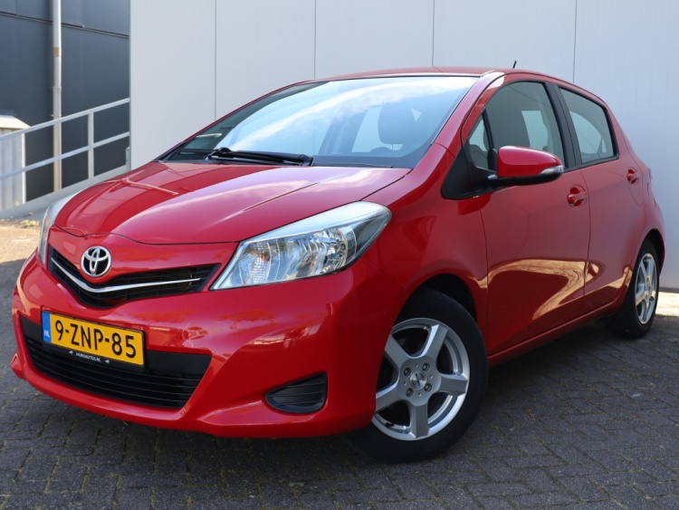 Toyota Yaris 1.0 VVT-i Aspiration | Airco | Camera | Trekhaak