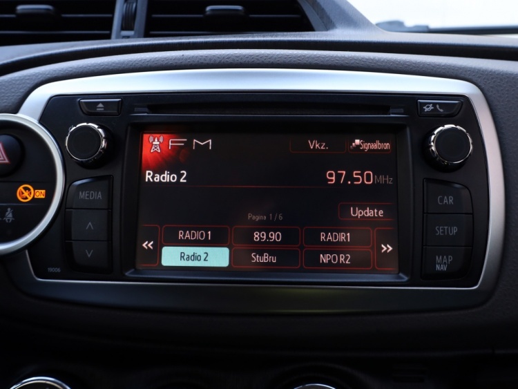 Toyota Yaris 1.0 VVT-i Aspiration | Airco | Camera | Trekhaak