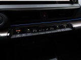 Toyota Prius 2.0 Plug-in Executive | El. Achterklep | Stoel/Stuurwielverwarm