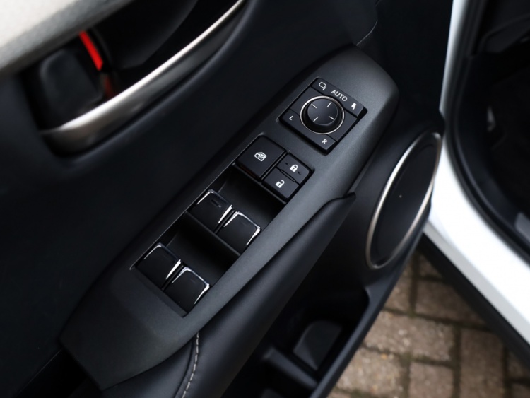 Lexus NX 300h AWD F Sport Line | Adaptive Cruise | El. Achterklep | LED