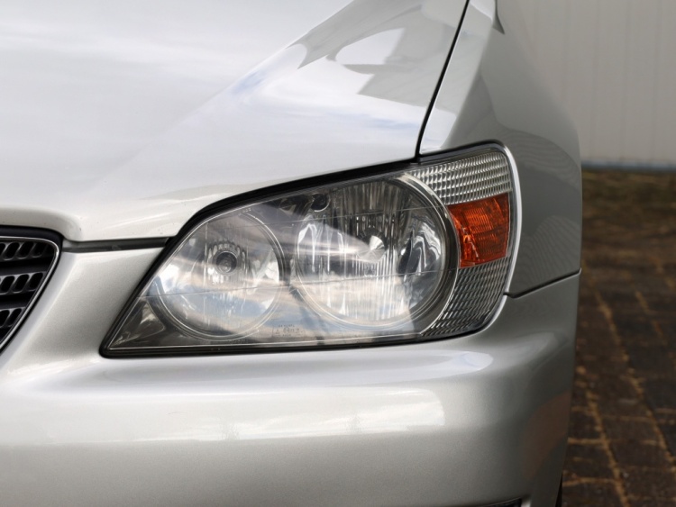 Lexus IS 200 Executive | Clima | Leder/Alcantara | Youngtimer