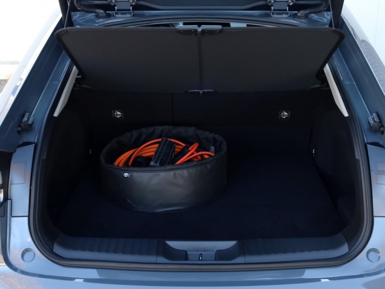 Toyota Prius 2.0 Plug-in Executive | Stuurwielverwarming | El. Achterklep