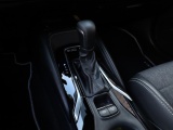 Toyota Corolla Touring Sports Hybrid 200 Dynamic | Half Leder | Stoelverwarming | Parkeersenso