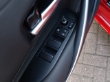 Toyota Corolla Touring Sports Hybrid 200 Dynamic | Half Leder | Stoelverwarming | Parkeersenso