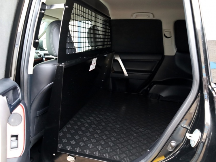 Toyota Land Cruiser 4.0 V6 Executive | Grijs Kenteken | Leder | 360 Camera