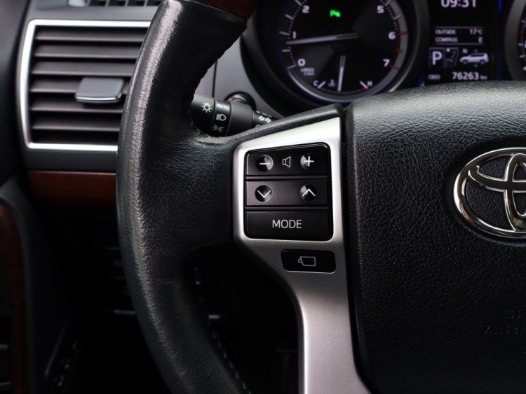 Toyota Land Cruiser 4.0 V6 Executive | Grijs Kenteken | Leder | 360 Camera