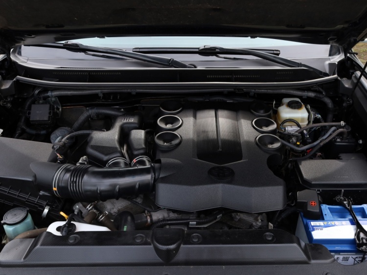 Toyota Land Cruiser 4.0 V6 Executive | Grijs Kenteken | Leder | 360 Camera