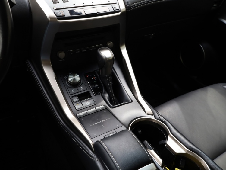 Lexus NX 300h AWD Sport Edition | Panoramadak | Leder | Apple Carplay