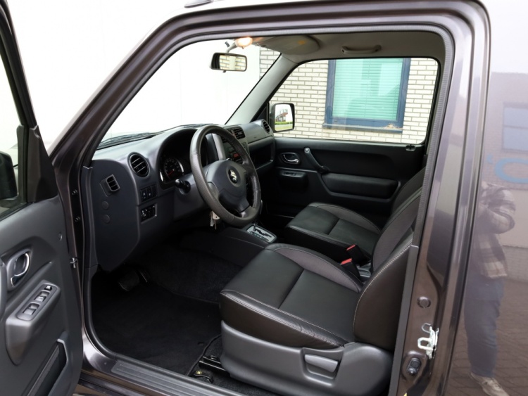 Suzuki Jimny 1.3 Exclusive 4x4 AUTOMAAT | Leder | Airco | Trekhaak
