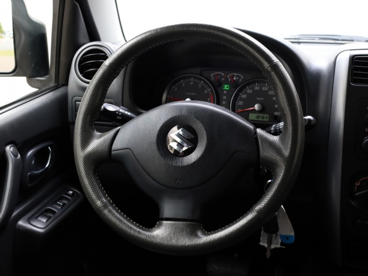 Suzuki Jimny 1.3 Exclusive 4x4 AUTOMAAT | Leder | Airco | Trekhaak