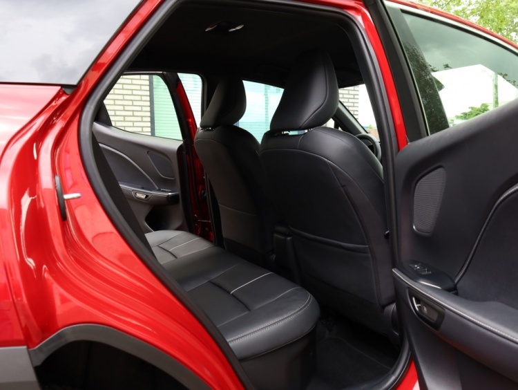 Lexus LBX Relax 2WD | Leder | Memory Seat | Trekhaak