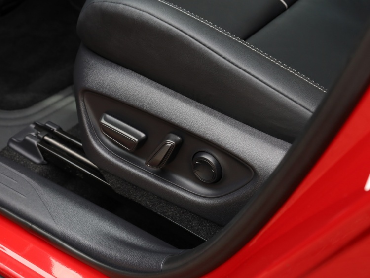 Lexus LBX Relax 2WD | Leder | Memory Seat | Trekhaak
