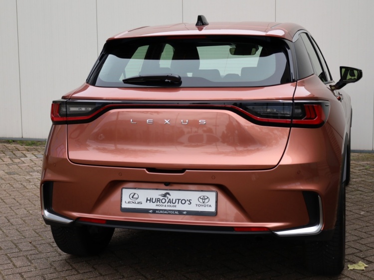 Lexus LBX Elegant 2WD | Advanced Pack | Mark Levinson | 360 Camera