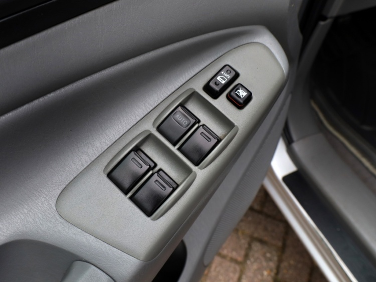 Toyota tacoma 4.0 V6 VVT-i 4WD SR5 Double Cab | Automaat