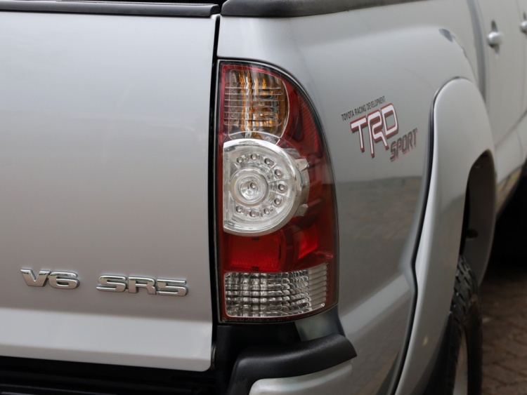Toyota tacoma 4.0 V6 VVT-i 4WD SR5 Double Cab | Automaat