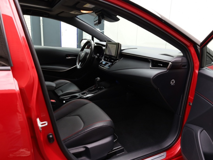 Toyota Corolla Touring Sports 2.0 Hyb GR-Sport Plus | Panoramadak | Vol Leder | JBL