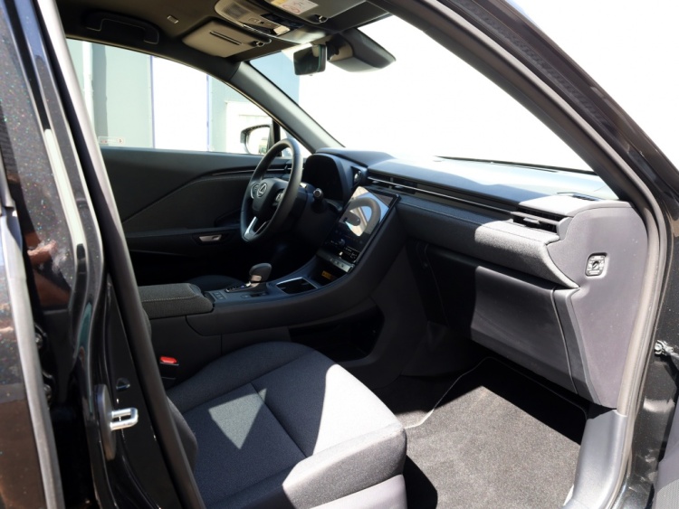 Lexus LBX 2WD Comfort & Safety | Stoelverwarming | Dodehoek | Parkeersenso