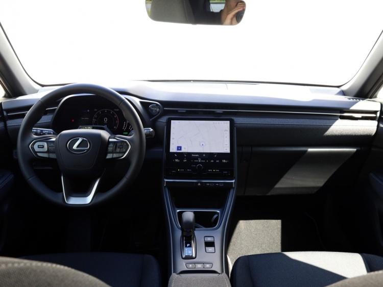 Lexus LBX 2WD Comfort & Safety | Stoelverwarming | Dodehoek | Parkeersenso